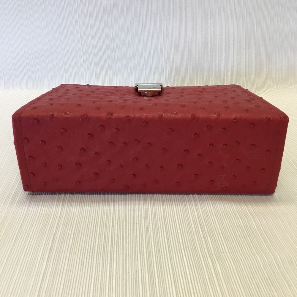 Hanes New Red & Black Bag. - Picture 6 of 6